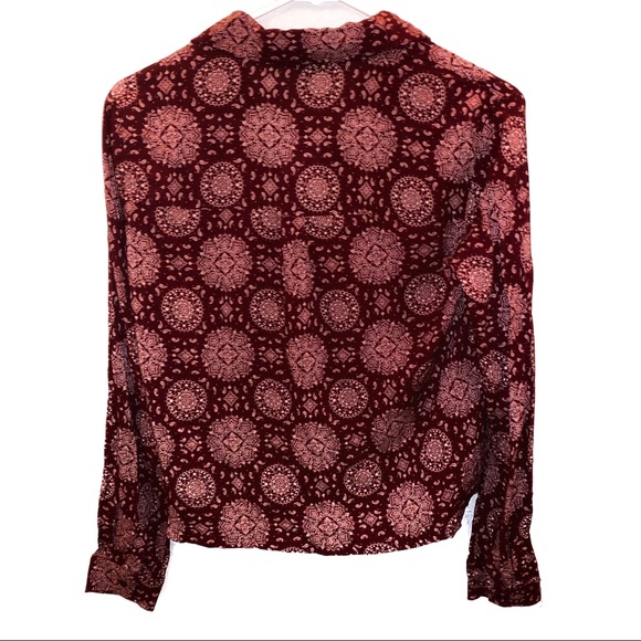 NWT Forever 21 Button Down Top - Picture 3 of 3